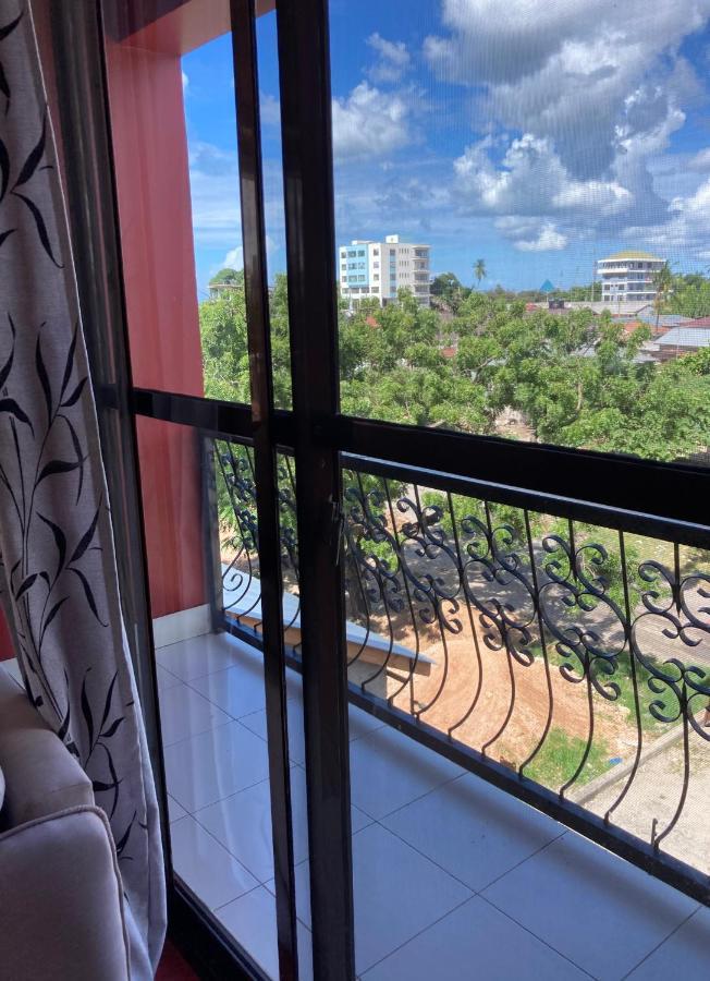 Thegatsbystyle By Jevas Apartment Dar es Salaam Exterior photo